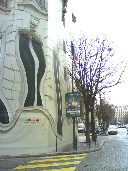 trompe l’oeil - echaffaudage - avenue george V Paris